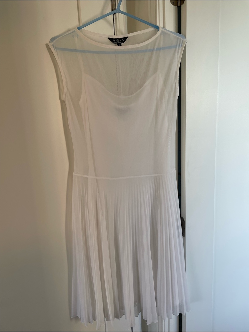 ABS By Allen Schwartz White Sleeveless Pleated Midi Dress with Slip